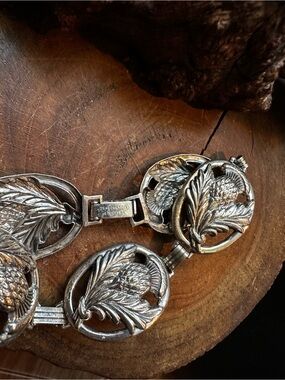 Silver Floral Link Bracelet - Elegant Women's Jewelry